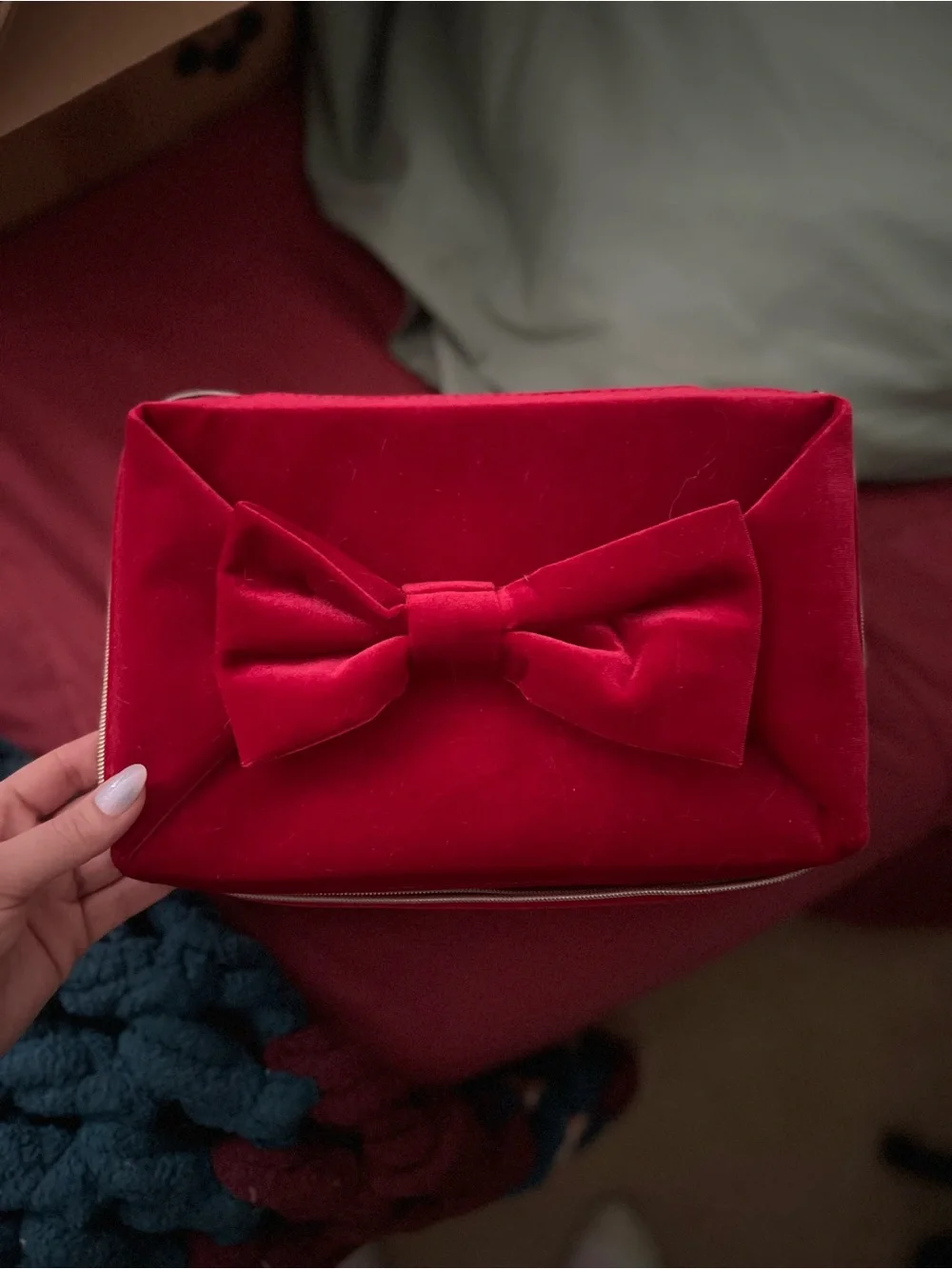 Red Velvet Bow Estée Lauder Double Compartment Large Cosmetic Case